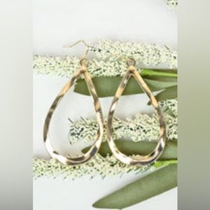 NEW ~ Teardrop Earrings